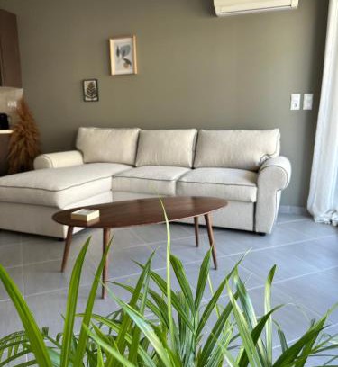 Alexandroupoli Apartment | Guest Rated: 9.7/10 at SnappyB - Minimalo for Your Stay