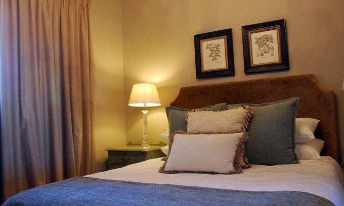 Dundee Bed & Breakfast | Inviting Sneezewood Farm: 4-Star B&B with Family Amenities