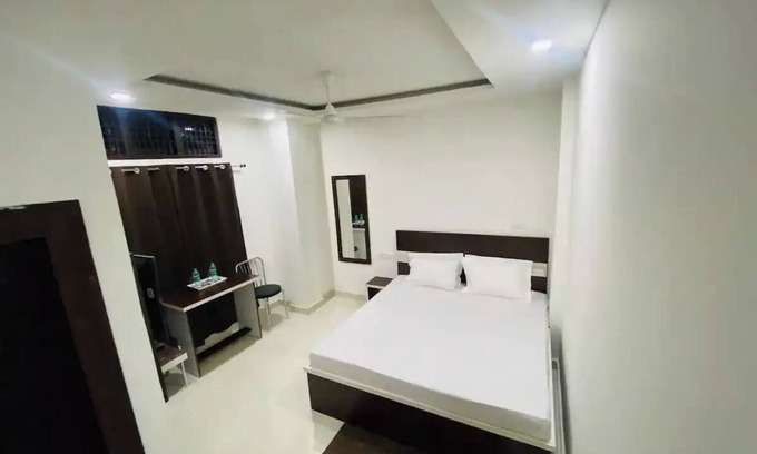 Golaghat House | Discover Sneha Bhawan: Your Ideal Family Retreat!