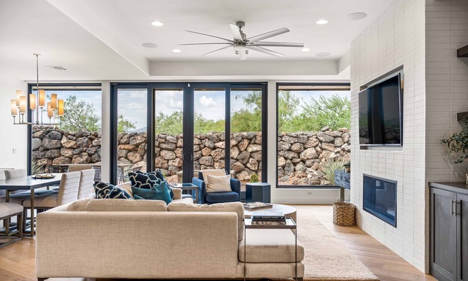 Ivins House | Snow Canyon Sanctuary: 4 Beds, Pool & Mountain Views Await