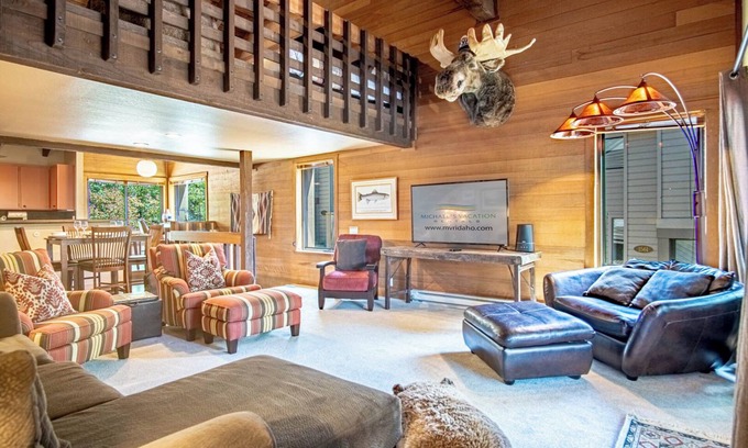 Sun Valley Condo | Inviting Snow Creek 1557: Ski-in/Ski-out with Pool & Spa