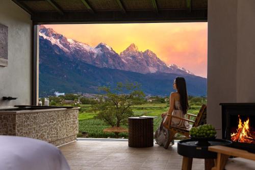 Baisha Old Town Hotel | Snow Mountain
