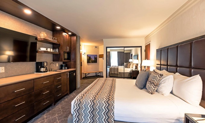 Salt Lake Mountain Resorts Condo | Snowbird Cliff Club: Ski-In/Out with Pool & Spa Access