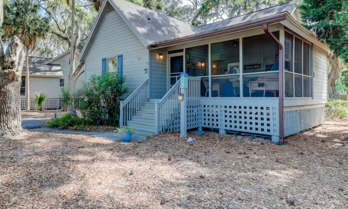 Ocean Ridge Cottage | Pet-Friendly Island Cottage with Fairway Views & AC