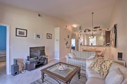 Lely Apartment | Oceanfront Retreat: Snowbirds Escape Near Beach & Naples