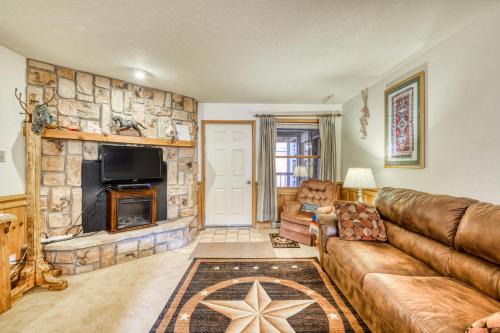 Angel Fire Apartment | Family-Friendly Snowfire 209B: Comfort in Every Stay