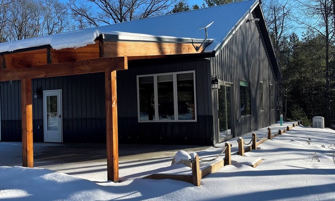 Conover Cabin | Discover Northwoods Escape: Ocean View & Family-Friendly Stay