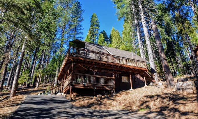 Arnold Cabin | Discover Brown Bear Hideaway: Cozy Retreat with Ocean View
