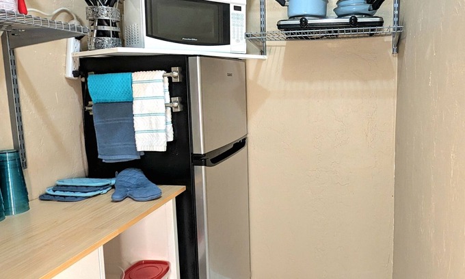 South Lake Apartment | Delightful Retreat for Pets: Cozy Long-Term Escapes