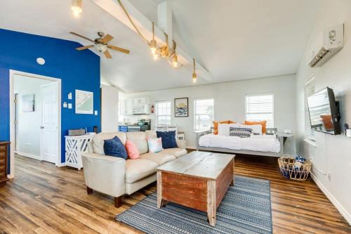 Surfside Beach House | So Cute Sun & Salt Beach Bungalow