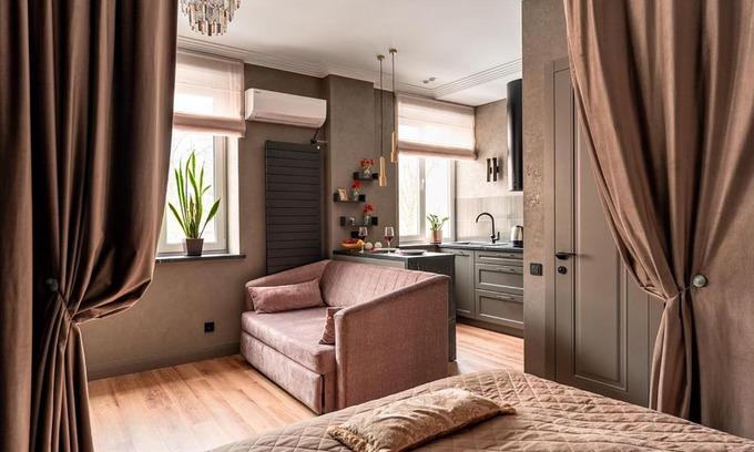 Oktyabrsky District Apartment | Stylish Downtown Apartment Near Minsk Railway Station