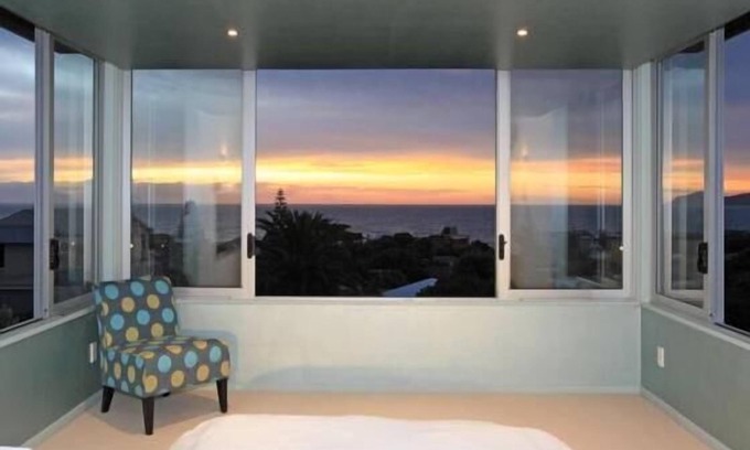 Raumati South House | Enjoy Breathtaking Views and Pamper Yourself at the Spa