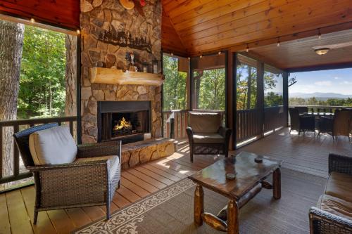 Morganton House | Relax at Soaring Hawk Lodge, Minutes from Blue Ridge