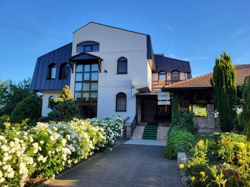 Gola House | Guest Rated: Sobe Pilajevo - Pet Friendly Retreat in Gola
