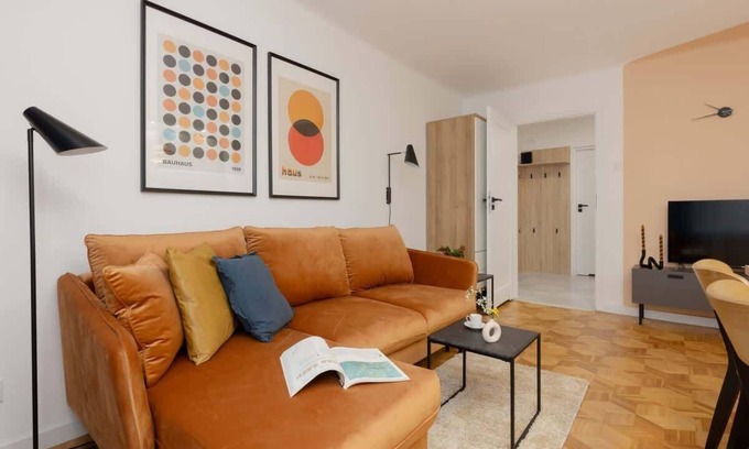 Sielce Apartment | Family Apartment with Two Bedrooms and Balcony in Warsaw