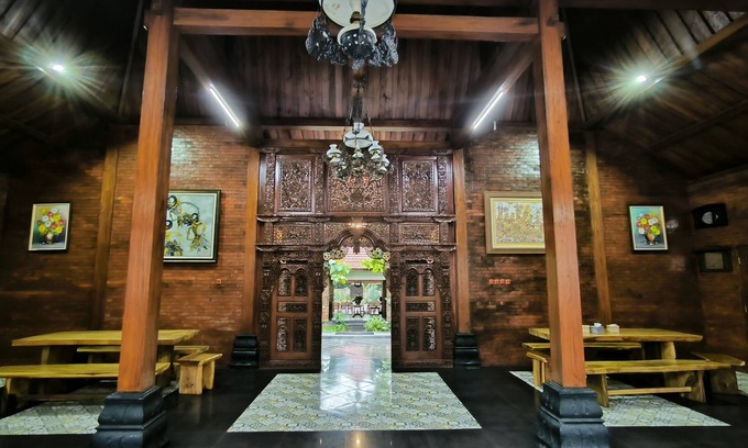 Banjarasri Hotel | Discover Sobo Joglo Jawi Guesthouse - Family-Friendly Retreat