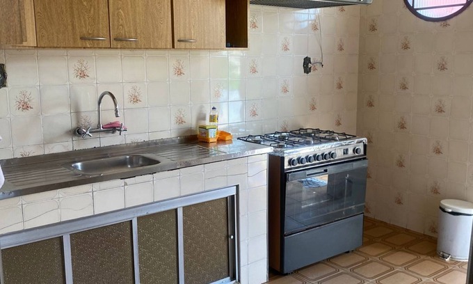 Aparecida House | Convenient Getaway: Steps from the Basilica with Spa & Hot Tub