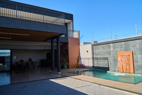 Porto Rico House | Elegant Sobrado Alto Padrão in Porto Rico with Pool & Pet Care