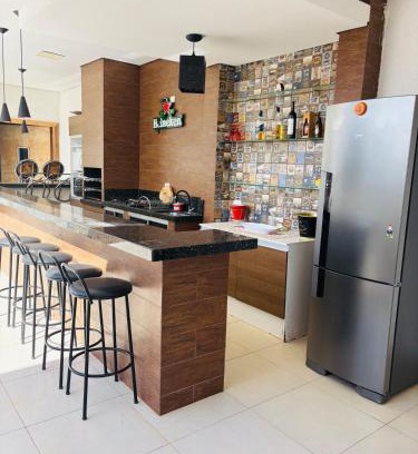 Umuarama Apartment | Sobrado espaçoso e aconchegante proximo ao centro