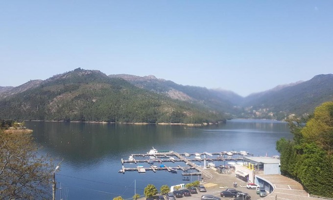 Rio Caldo Apartment | Oceanfront Sobreiro Apartamentos with Pet-Friendly Amenities