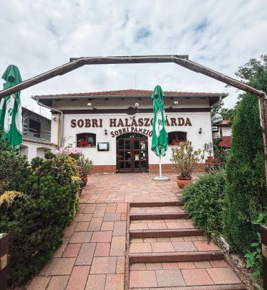 Baja House | Charming Sobri Halászcsárda és Panzió with Ocean Views