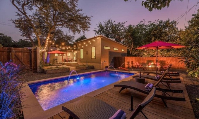 Galindo House | Downtown Retreat: Pool, Fire Pit & Room for 20 Guests
