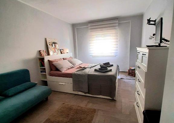 Messina Apartment | Discover Socrate Suite: Pet-Friendly & Family-Approved Stay
