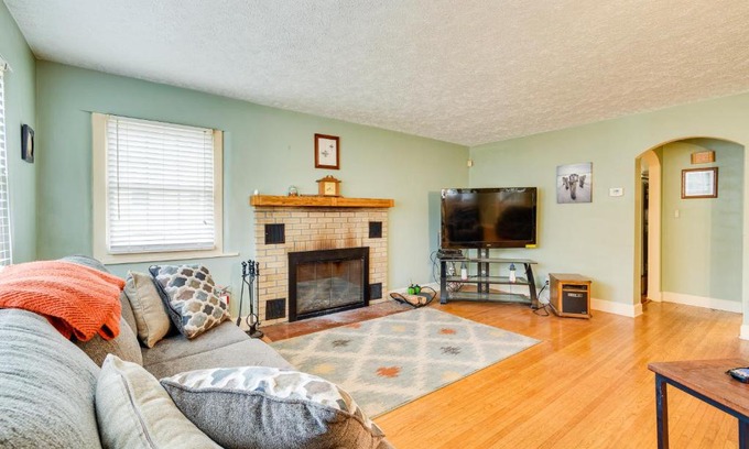 Sodus Point House | Relaxing Sodus Point Retreat Just Steps from Lake Ontario