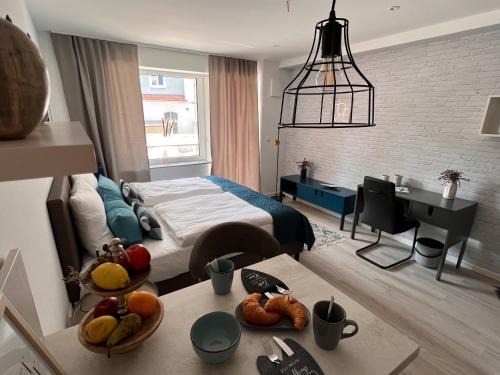 Bothfeld Apartment | SOFI Living Apartments: Guest Rated 8.7 with Family Amenities