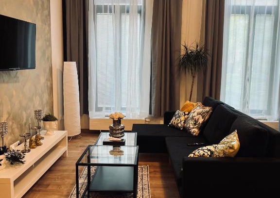 Ostrava Apartment | SOFI Living: Guest Rated 9.2 with Family-Friendly Amenities