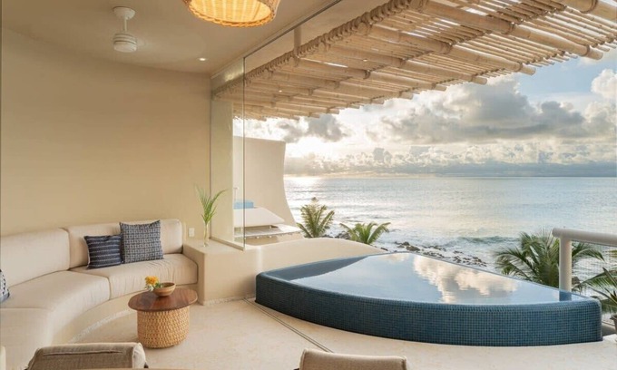 Troncones Villa | Guest Rated 10/10: Sofia 7 Villa with Rooftop Oasis