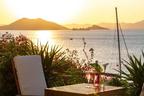 Fethiye City Center Bed & Breakfast | Elegant Sofia Ada: Oceanfront Bliss with 9.5/10 Rating