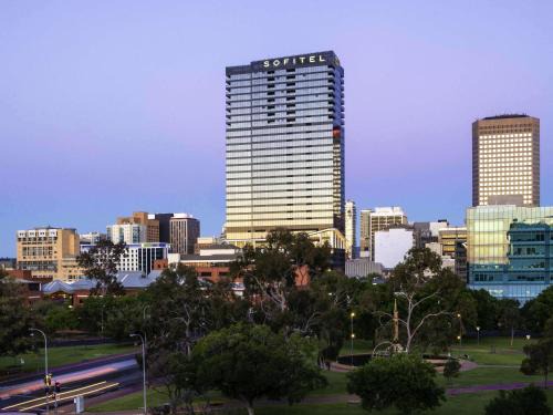 Adelaide Central Business District Hotel | Discover Sofitel Adelaide: 5-Star Comfort with Ocean Views