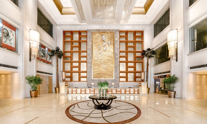 Xinxiangfang Hotel | Discover Sofitel Harbin: Pet-Friendly Retreat with Spa & Pool
