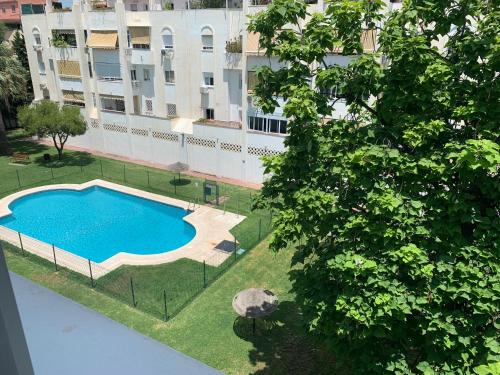 Teatinos Apartment | Oceanfront Retreat: Apartamento Sofocles Teatinos
