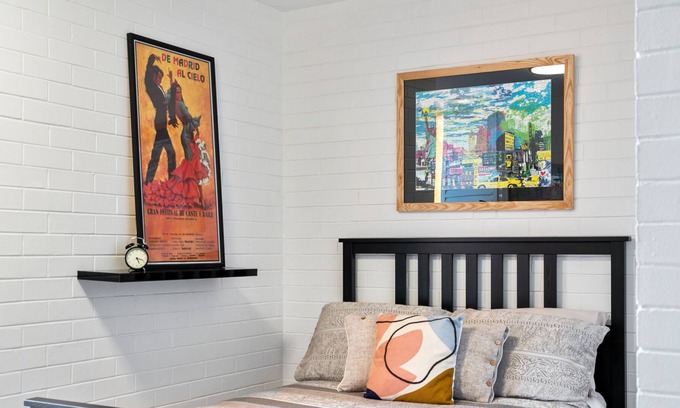 North Fremantle Apartment | Soho Chic Studio Apartment