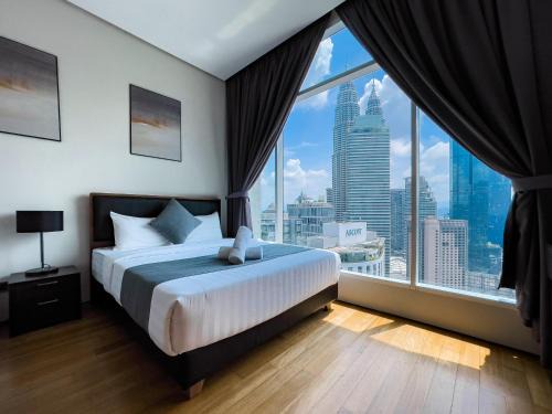 Golden Triangle Apartment | Outstanding Soho Suites KLCC: Pool, Ocean View & High Ratings