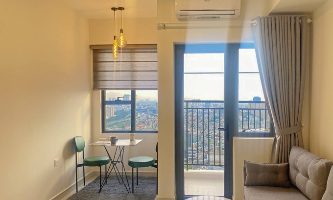 District 1 Apartment | Elegant Soho Flat with City View & Impressive Amenities