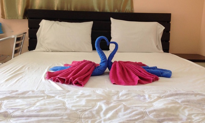 Bang Khun Thian Hotel | Budget-Friendly Soi44 Rama2 Room with Child-Friendly Amenities