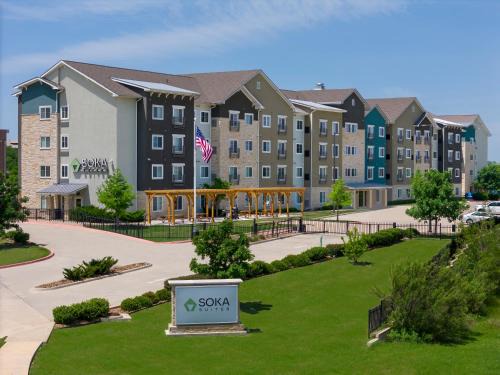 Las Colinas Hotel | Discover Soka Suites Dallas - Las Colinas with Pet-Friendly Amenities