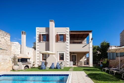 Chromonastiri Villa | Rustic Sokaki Villas with Oceanfront Views & Pool Access