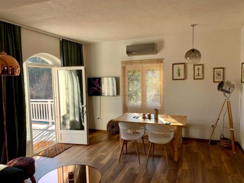 Republika Srpska Apartment | Top-Rated Sokograd Loft: Family-Friendly Getaway Awaits