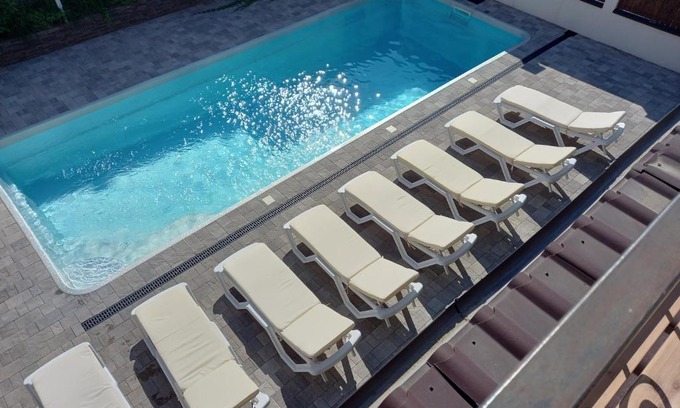 Gelendzhik House | Pet-Friendly Sokol Guest House with Pool & Breakfast Included