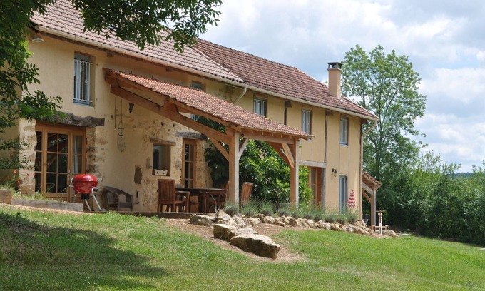 Saint-Pompont House | Family-Friendly Getaway at Sol du Mazel in Dordogne