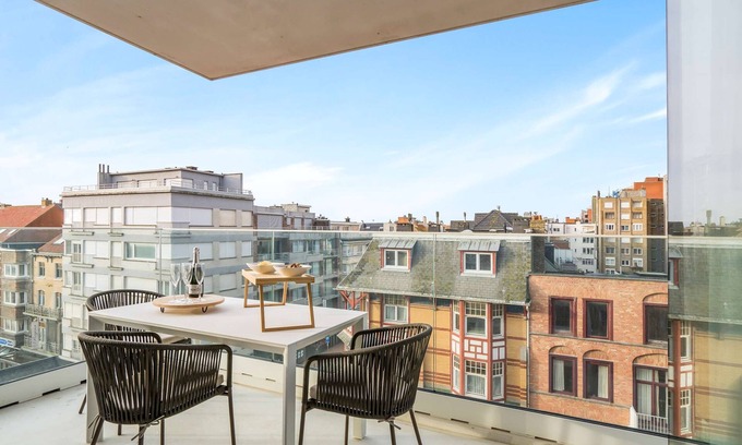 Westende Apartment | Discover Sol i Mar: Oceanfront Retreat in Westende