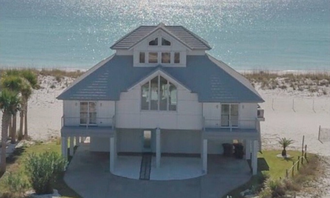 Pensacola Beach House | Beachfront Sol LaRu: A 10/10 Retreat with Pool & Spa