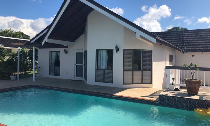 Silver Sands Villa | Oceanfront Sol Mar Villa: 4-Star Getaway with Pool & Beach