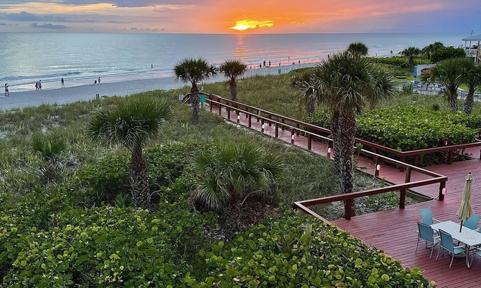 Englewood Condo | Ocean View Escape at "Sol Mate" - Rated 10/10 with Pool