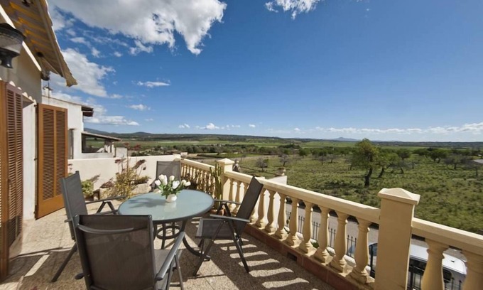 Ariany House | Oceanfront Sol y Campo: 9.4 Rated Stay Near the Beach