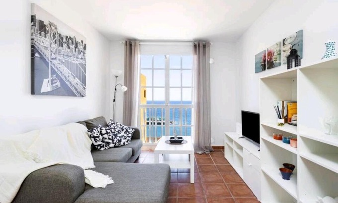 Los Abrigos Apartment | Top-Rated Sol y Mar Los Abrigos with Oceanfront Views
